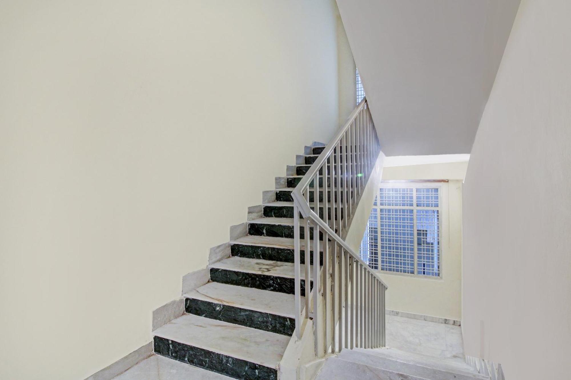 Hotel O Kalyan Kondapur  Exterior photo